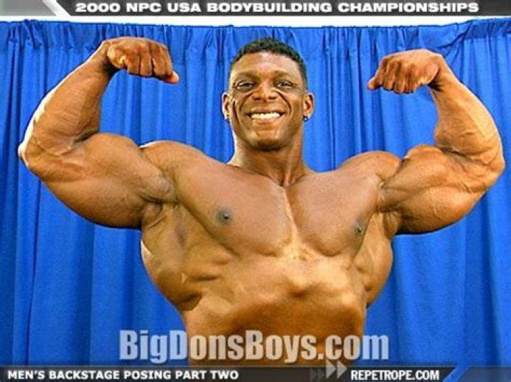 How tall is Quincy Taylor