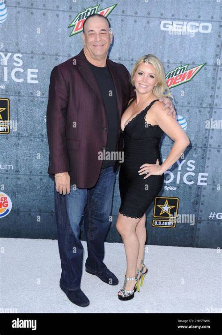 Nicole Taffer looking happy with her husband, Jon Taffer